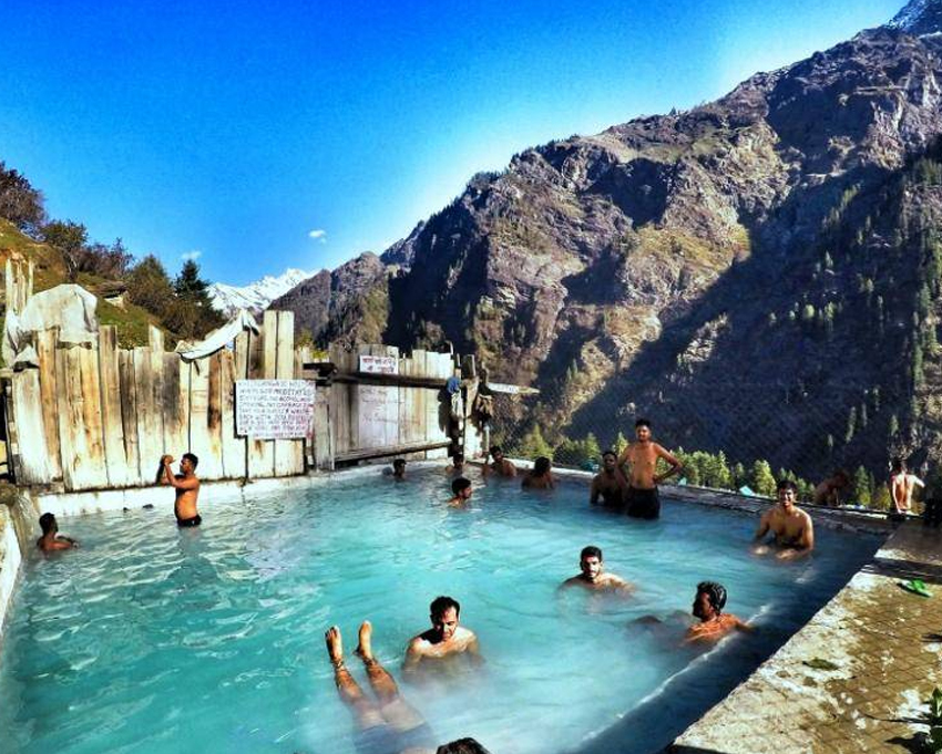 Kasol – Malana – Kheerganga by Volvo & private car